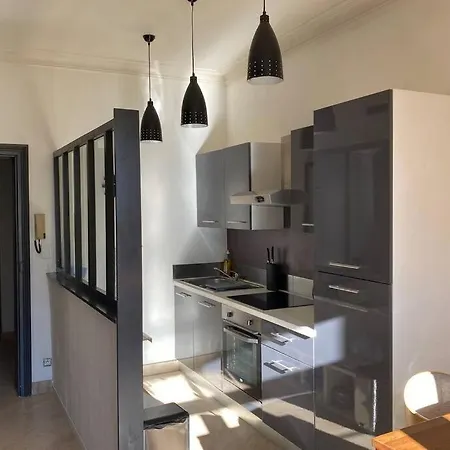 Nid Douillet T3 Au Coeur Des Remparts Apartamento Aigues-Mortes Exterior foto